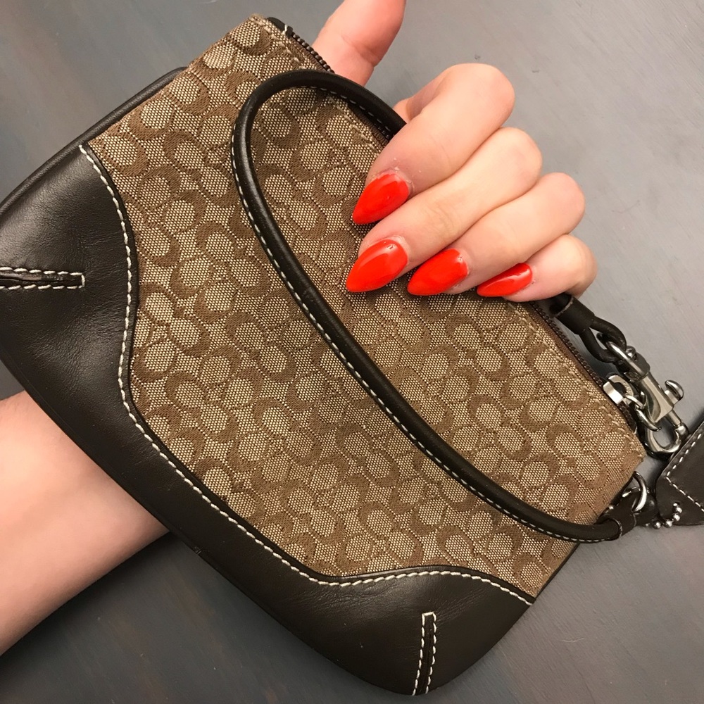 Coach signature Brown Leather Wristlet